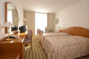 Individual superior con balcon, ba�o privado (ba�era), y desayuno